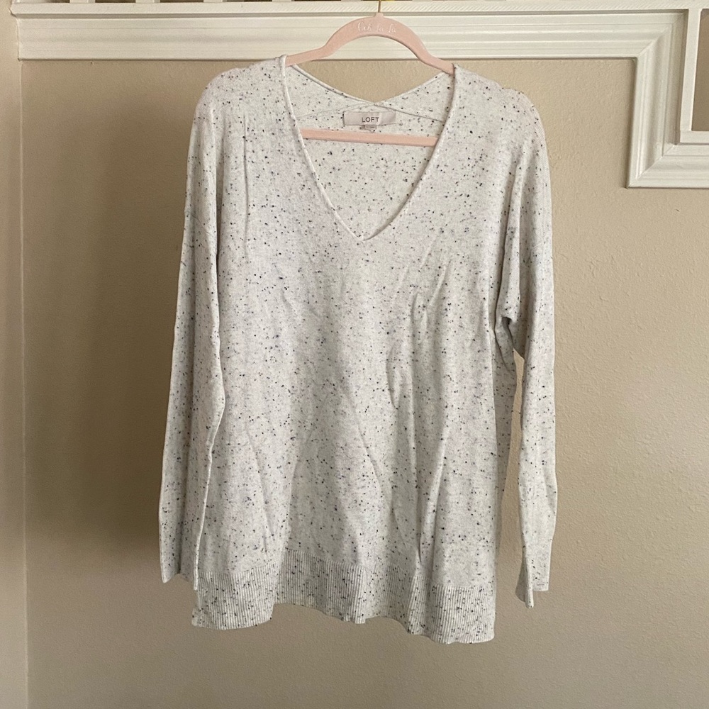 Women’s Loft Vneck Sweater